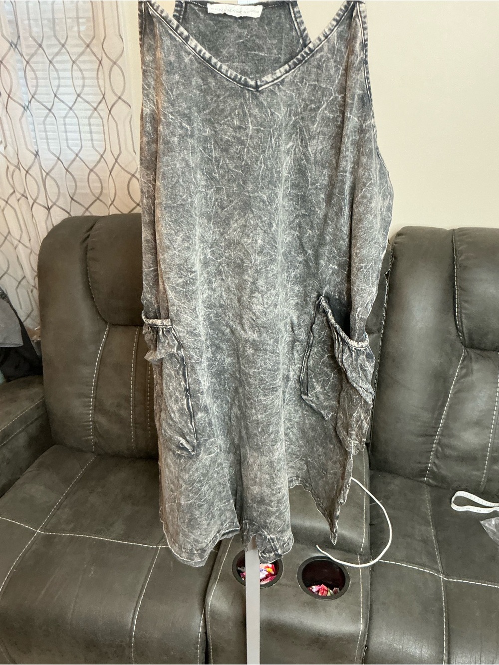 Zenana Outfitters Washed Gray V-Neck Sleeveless Tunic